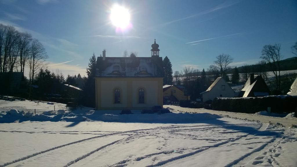 Penzion Pod Zvonem Hynčice pod Sušinou Esterno foto
