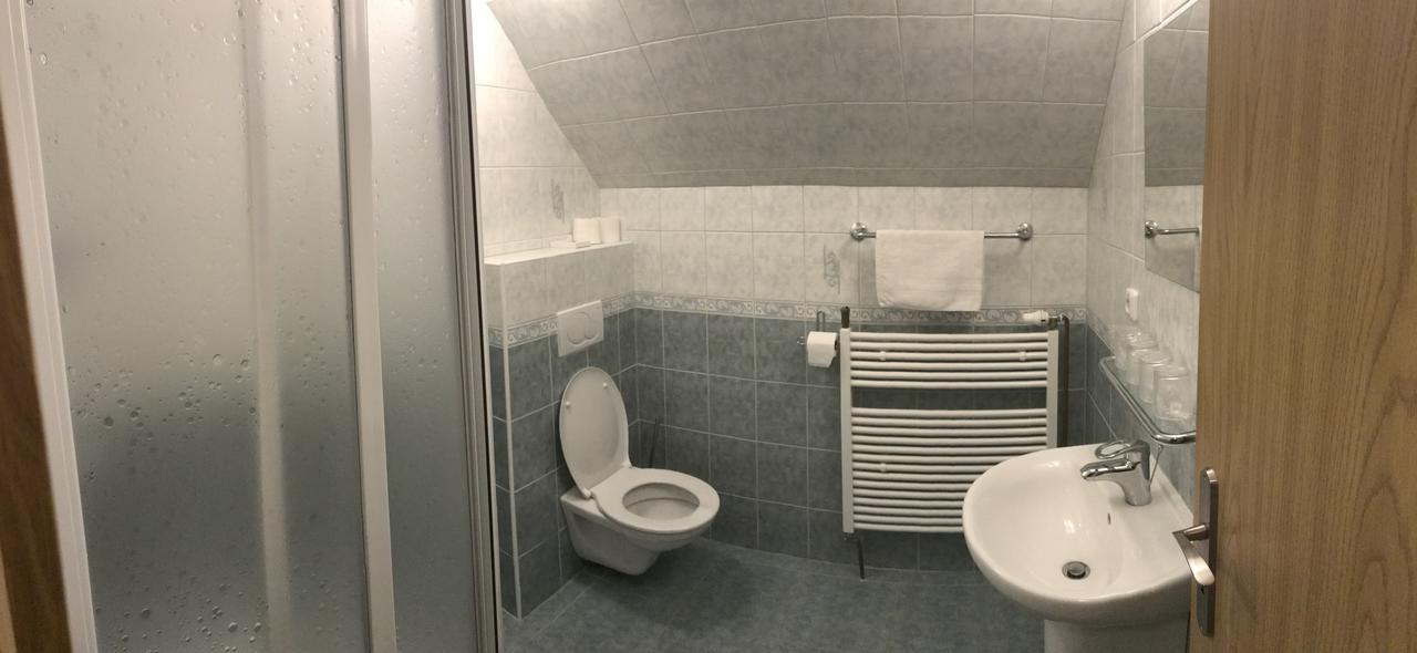 Penzion Pod Zvonem Hynčice pod Sušinou Esterno foto